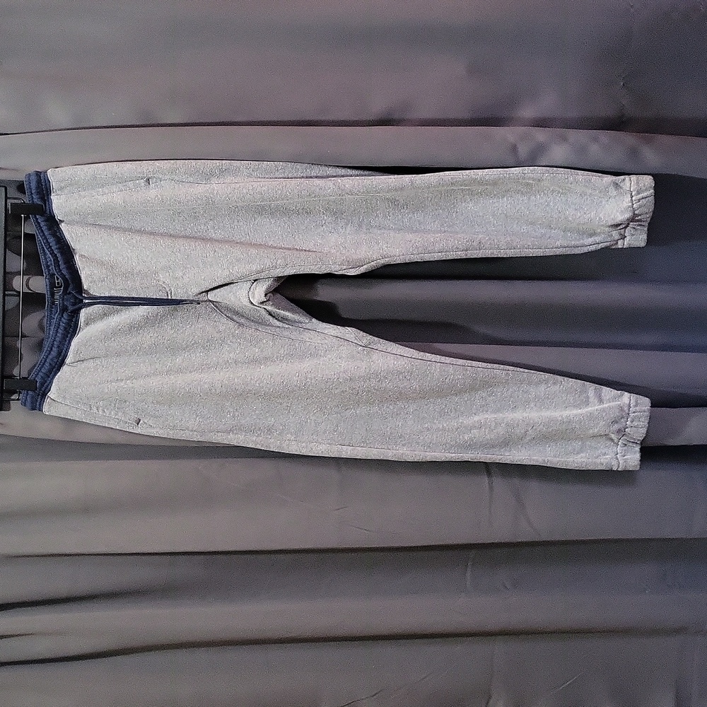 CALIVILLE MEN'S GRAY JOGGERS. LARGE